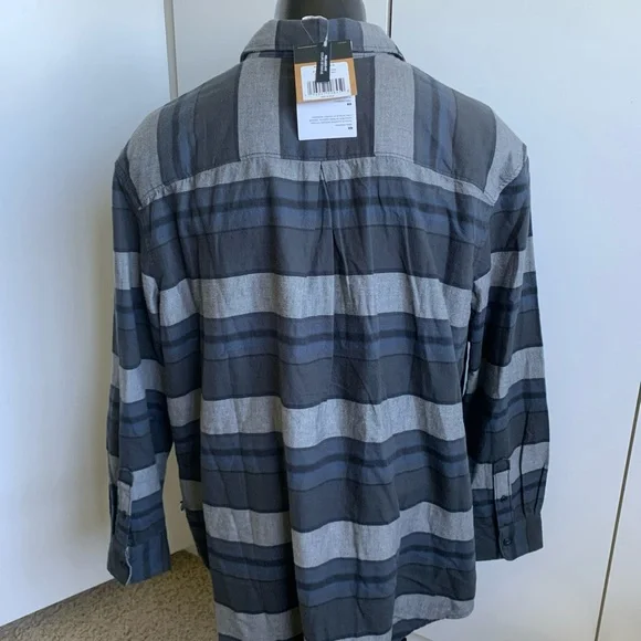 The North Face Berkeley women’s XL gray black LS shirt - Picture 5 of 5